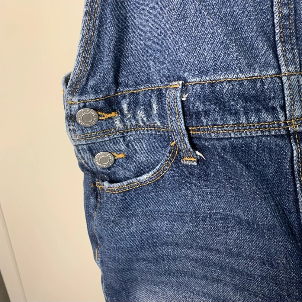 Girl’s Old Navy Denim Shortalls